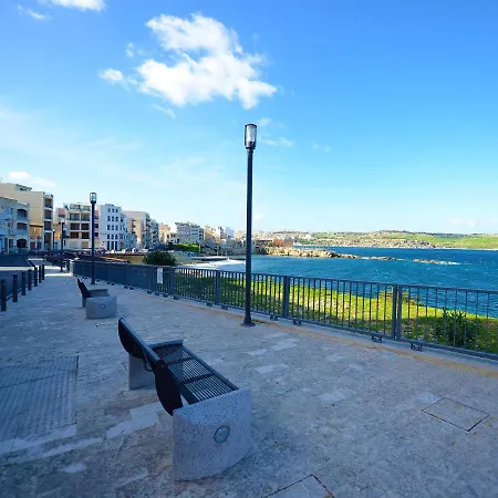 Blue Harbour 1 Seafront Holiday 2-bedroom With Terrace St Pauls Bay Apartamento *